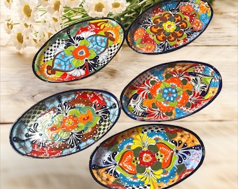手作りのタラベラ皿：長方形のコバルトブルーの花柄のサービング