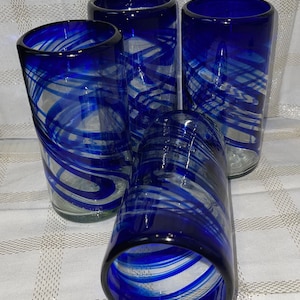 Large Blue swirl tall tumblers glasses Set of 2, 4 and 6 Hand blown elegant Glass 6.2"x 3" 20 oz