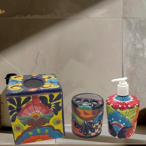 Talavera Zahnbürste mit Zahnpastahalter Taschentuchbox Deckeldose und Seifenspender