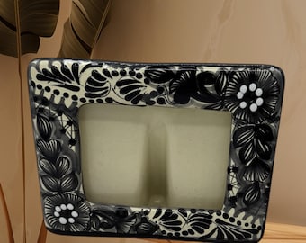  花柄フォトフレーム 陶器 陶器製 写真立て花柄 フォトフレーム - メルカリ