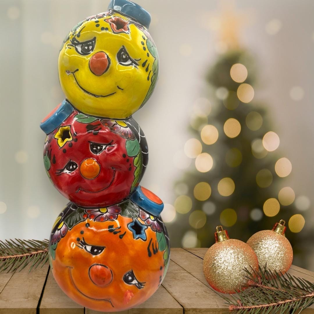 タラベラのサンタフェイスクリスマスオーナメント：手描きの陶器、3個