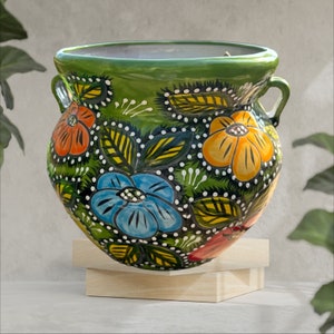Planter Talavera  Multicolored with flowers painted on the front,