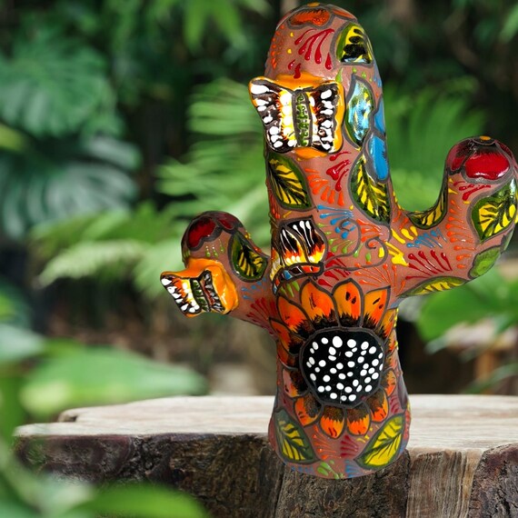 Kaktus Saguaro Statue Terrakotta mit Sonnenblume Ich Schmetterlinge  handgemalt Wstengarten - Etsy sterreich