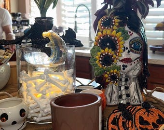 Dia de Los Muertos Butterfly Planter: Sugar Skull Decor