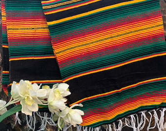 Rasta Serape Mexikanische Decke schwarz , grün rot und gelb extra groß