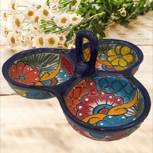 Talavera salsa dipping bowls with handle blue multicolored.