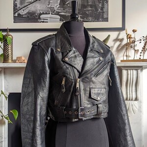 Vintage 90's Akaso Cropped Leather Biker Jacket UK 10-12 (L