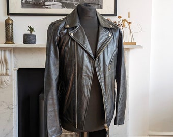Schott Perfecto, Leather, Biker Jacket, Womens M/mens S Schott Perfecto, Leather, Biker Jacket, Womens M/mens S