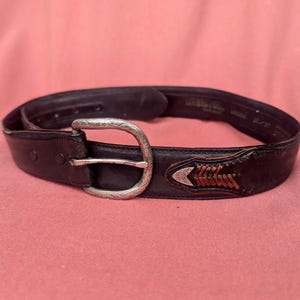 Vintage Unisex Western Leather Belt | Tooled Black Leather | M-L | Cowboy