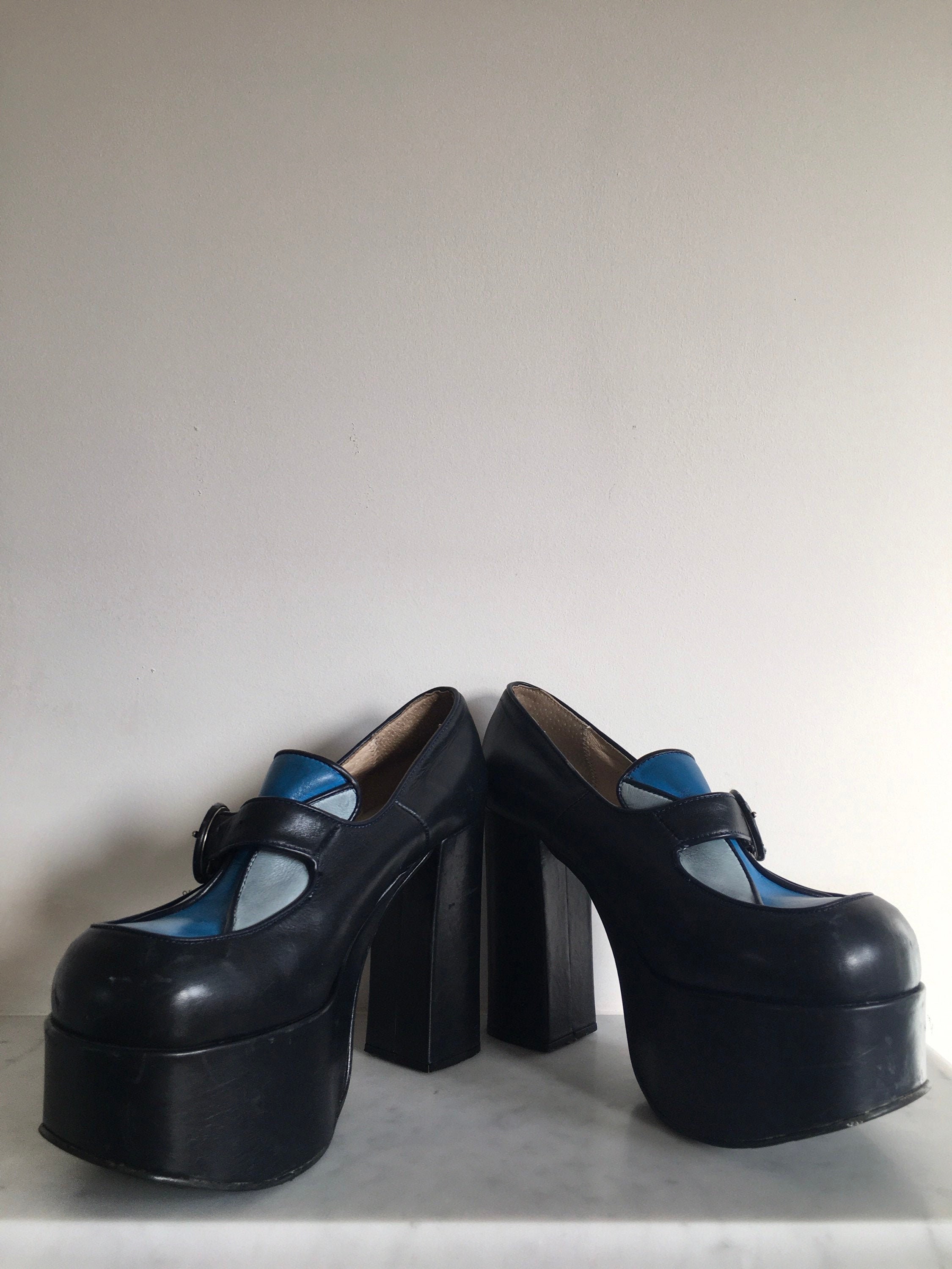 Vintage Buffalo London Platform Shoes 90s does 70s Size 6