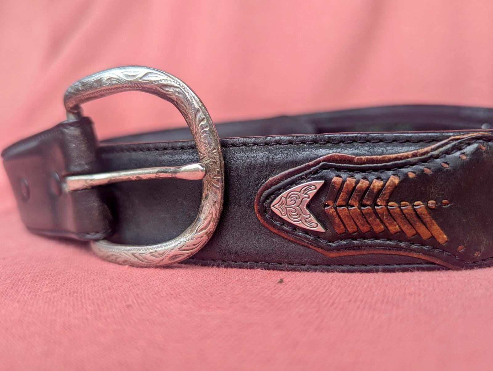 Vintage Unisex Western Leather Belt | Tooled Black Leather 