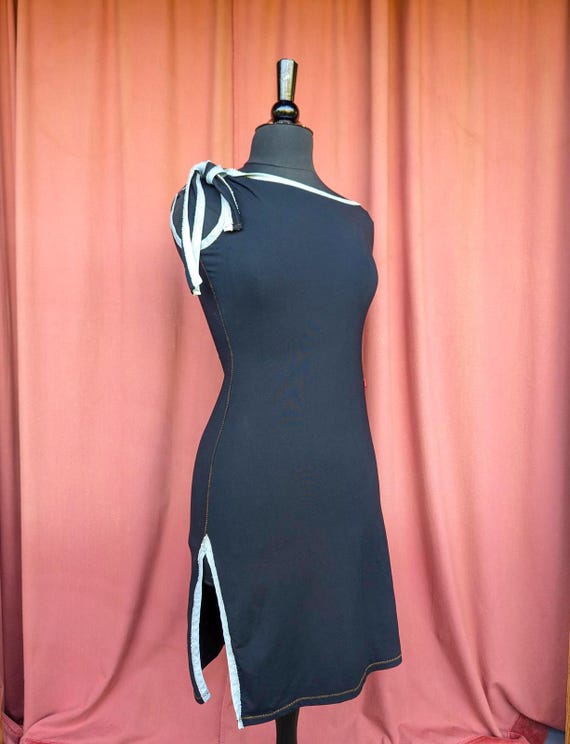 Vintage Moschino One-shoulder Dress – US 8 / UK 12 / IT 42  display picture 3