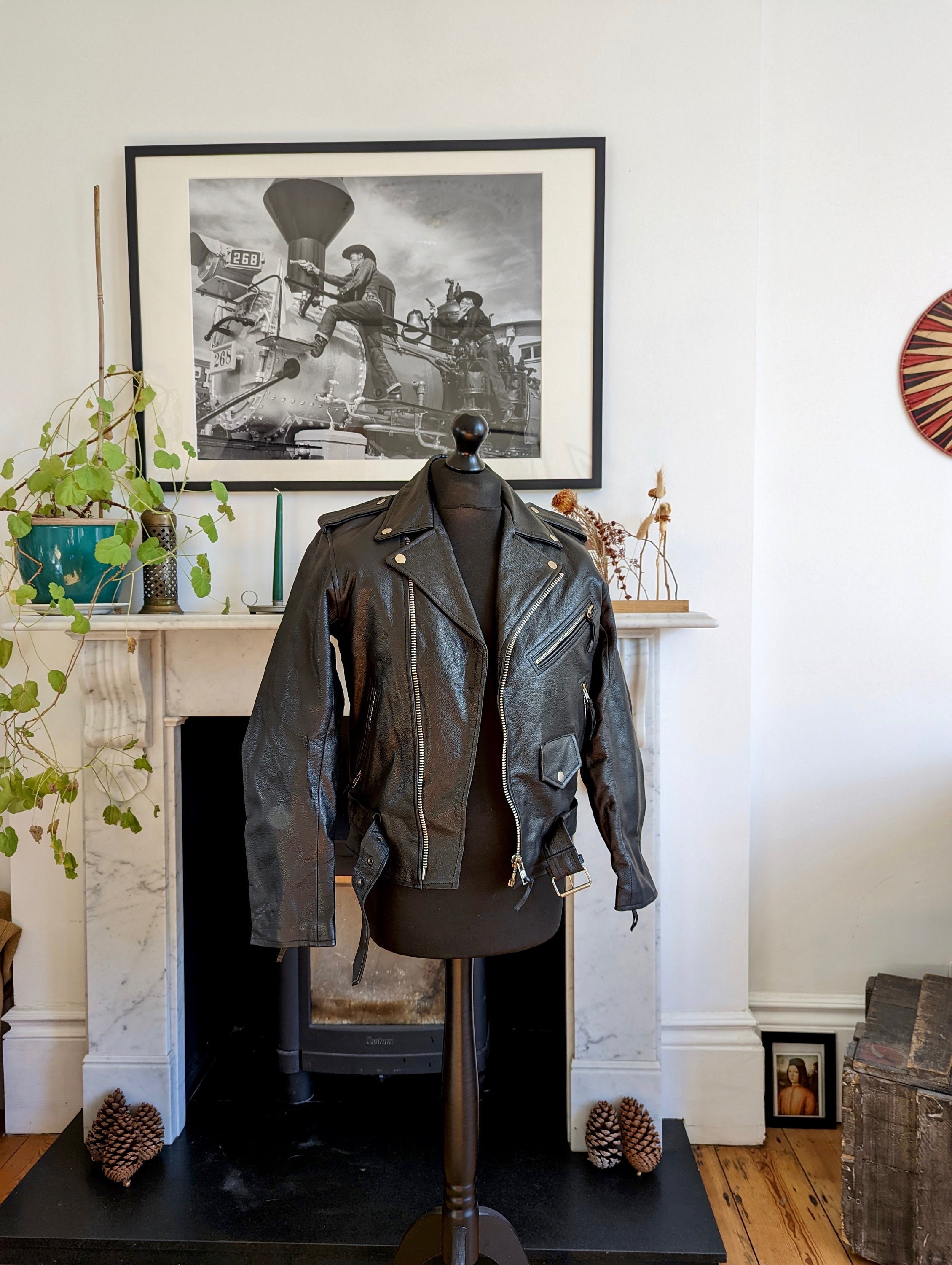 Vintage 90's Unisex, Genuine Leather, Motorcycle Jacket, 36