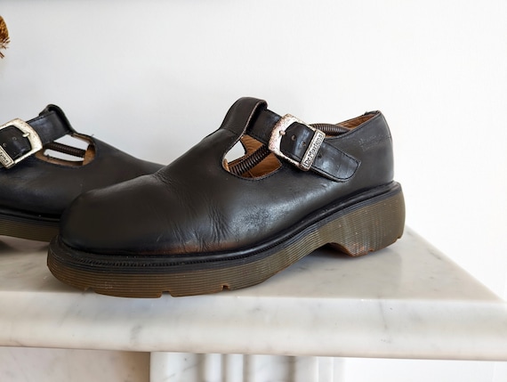 Dr martens mary jane 42 2025