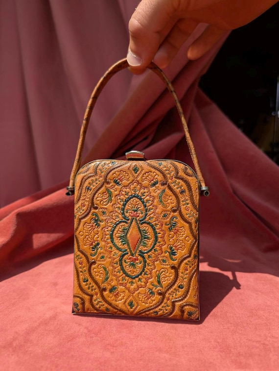 1920s Hand-tooled Leather Coin Purse With Mirror – Vintage Art