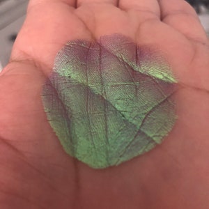 LOTUS RIVER multichrome chameleon loose powder