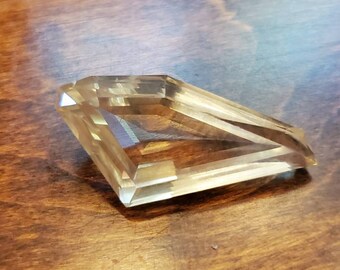 Huge Natural Champagne and pink shiller bars. Oregon Sunstone