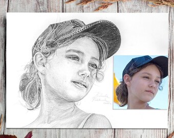 Portrait from Photo Pencil Charcoal Hand drawn Personalised Realistic Unique Gift