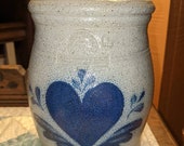 Rowe Salt Glazed Pottery one Quart Hearts Crock 1985.