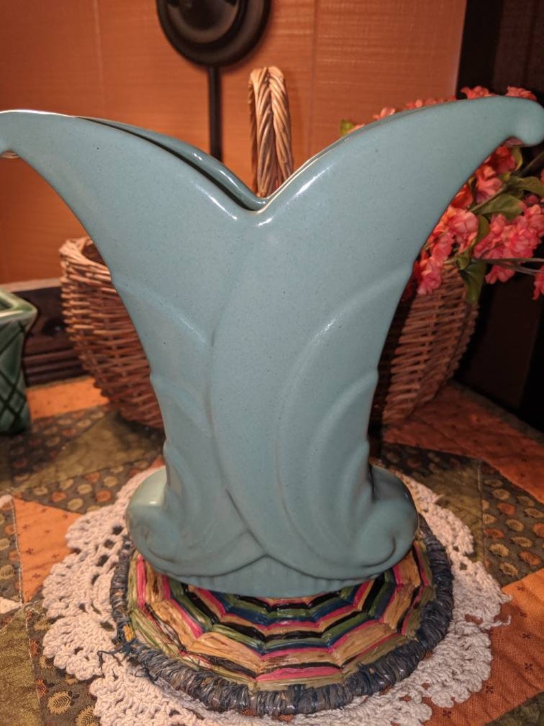 Vintage Abingdon Pottery Mint Green Fluted Vase 512. | Etsy