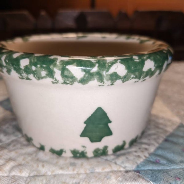 Henn Pottery - Etsy