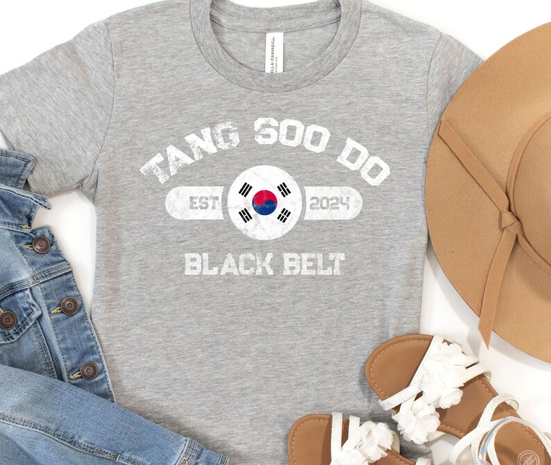 Kinder personalisierte Tang Soo Do Black Belt T-Shirt, individuelles Datum Kampfkunst T-Shirt für Kinder, Tang Soo Do Black Belt Geschenk Athletic Heather