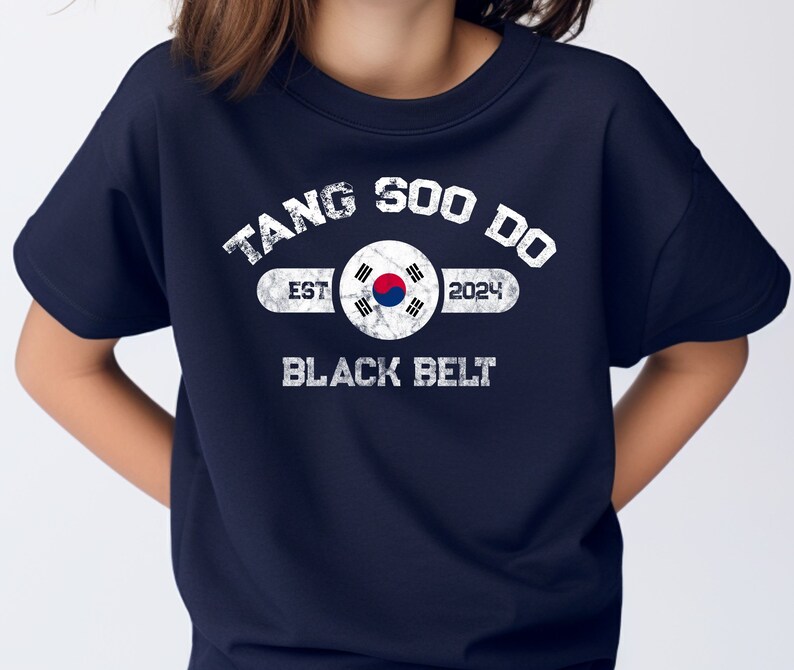 Kinder personalisierte Tang Soo Do Black Belt T-Shirt, individuelles Datum Kampfkunst T-Shirt für Kinder, Tang Soo Do Black Belt Geschenk Navy