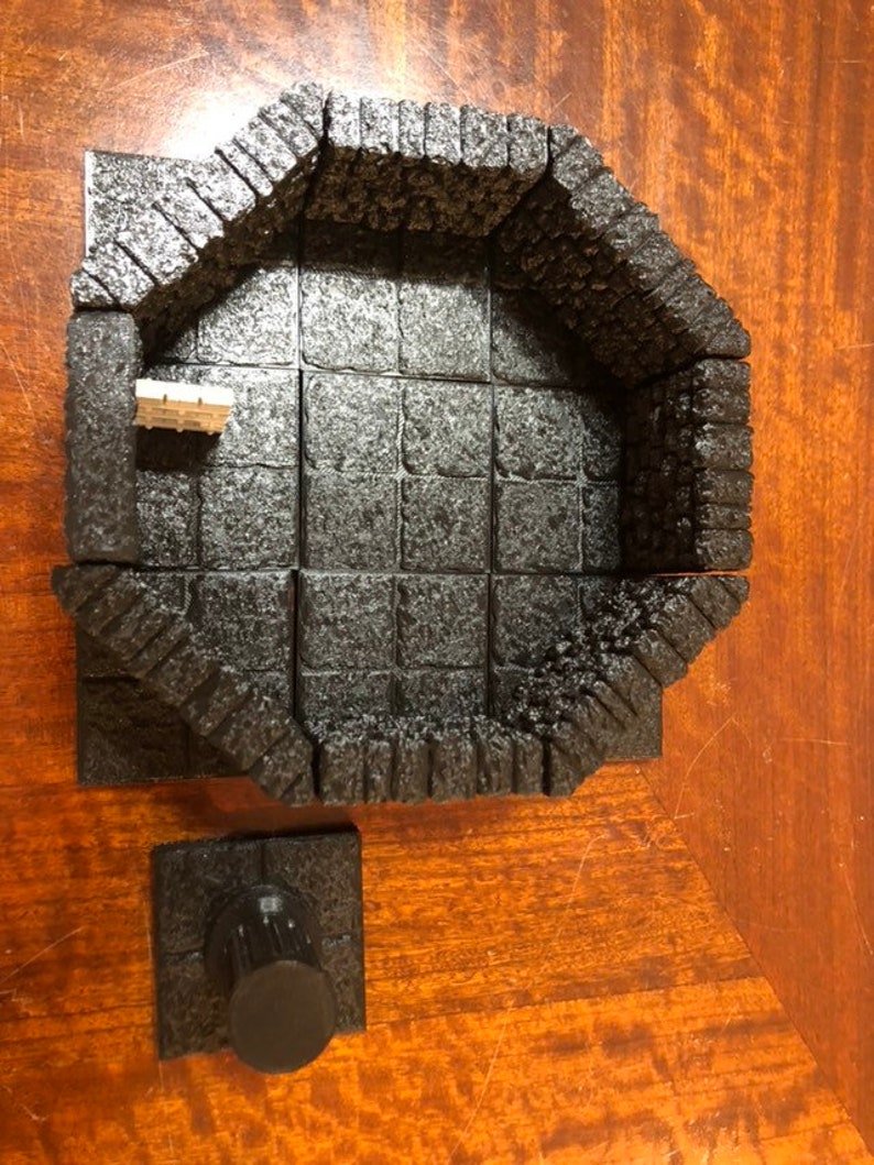 10tiles 3D printed Octagon room with pillar 28mm Scale Dungeons and Dragons Pathfinder DRAGONLOCK\u2122