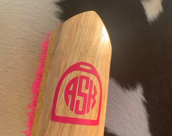 Monogram Horse Stirrup Decal - Personalized Sticker, Equestrian Gift, Grooming Brush Label, Tack Room Organization, South Horse