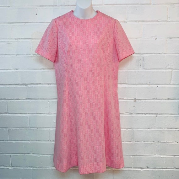 Vintage 50s Pink Texturized Polyester Fitted Dress