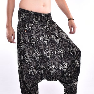 Zwarte vierkante bedrukte katoenen baggy broek, Hmong broek, yoga broek, harem broek, Boho broek, hippie broek, unisex gratis upgrade express verzending