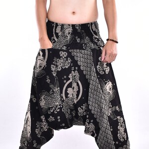 Black Gold Fish &Flower Printed Katoen Baggy broek, Hmong broek, Yoga broek, Harem broek, Boho broek Gratis Upgrade Express Verzending