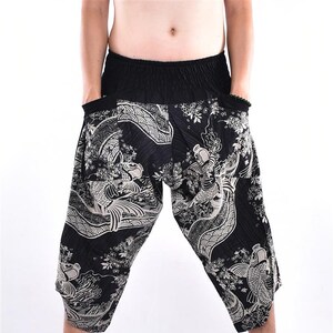 Zwarte Arowana Fishes bedrukte nieuwe samoeraibroek, broek, yogabroek, freestyle broek, comfortabele broek, uniseks gratis upgrade expresverzending