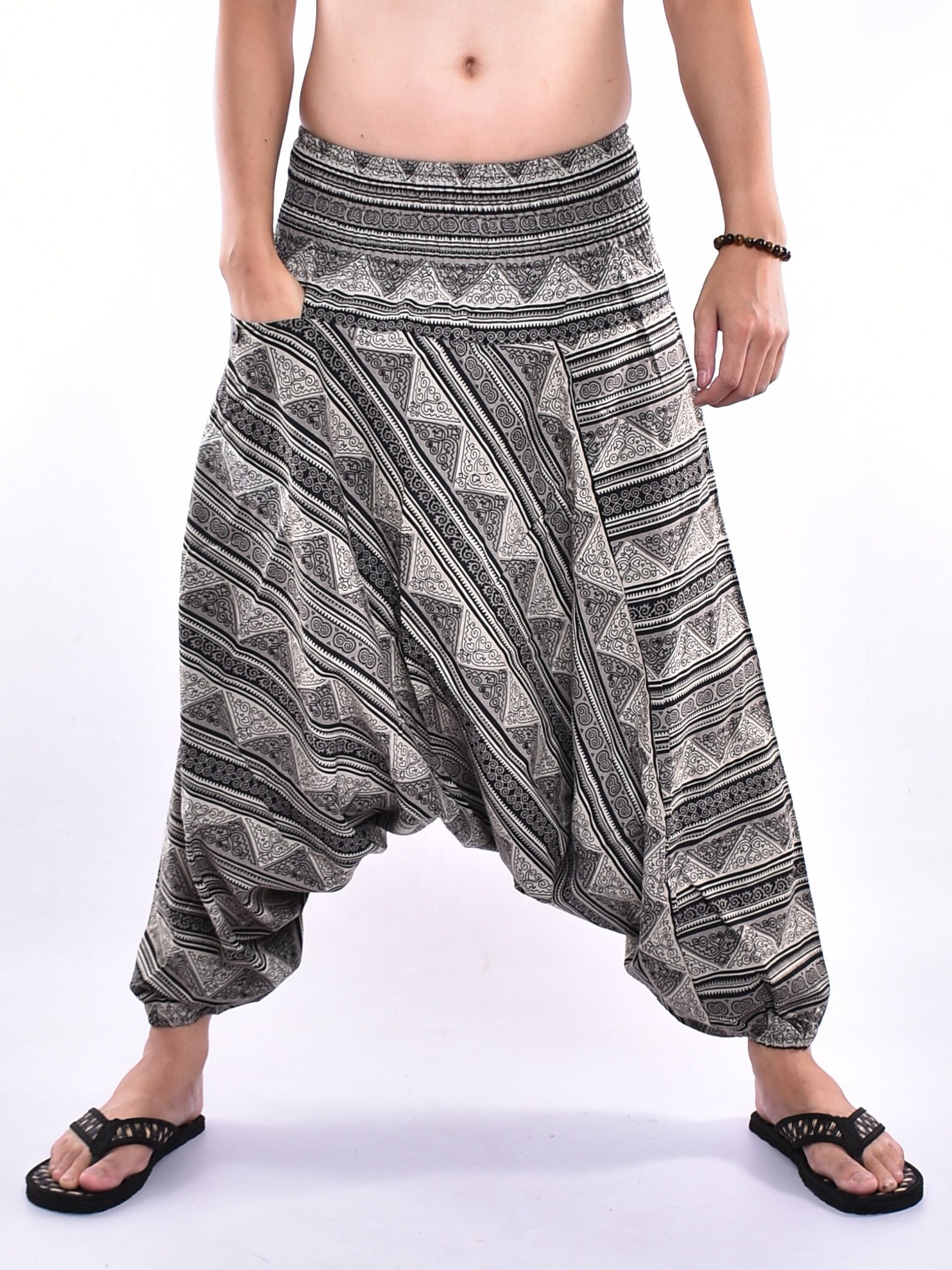 Gray Triangle Design Printed Cotton Baggy Pants, Hmong Pants, Yoga