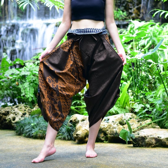 Pantaloni tradizionali giapponesi sale