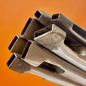 2mm Leather Hole Punch Tool: Square Angle, High-Temperature Quenched
