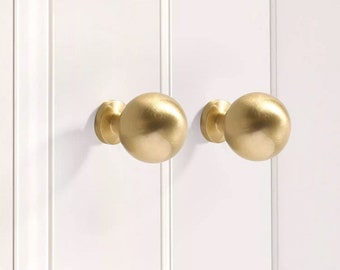 Solid Brass Ball Knobs,Round Knobs,Gold Knobs,Sphere Drawer Knob,Drawer Knobs,Dresser Knobs,Bathroom Knob,Mini Ball Knobs,Kitchen Knob