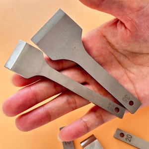 Leather Paring Knife: Chromium Steel Straight Cutter
