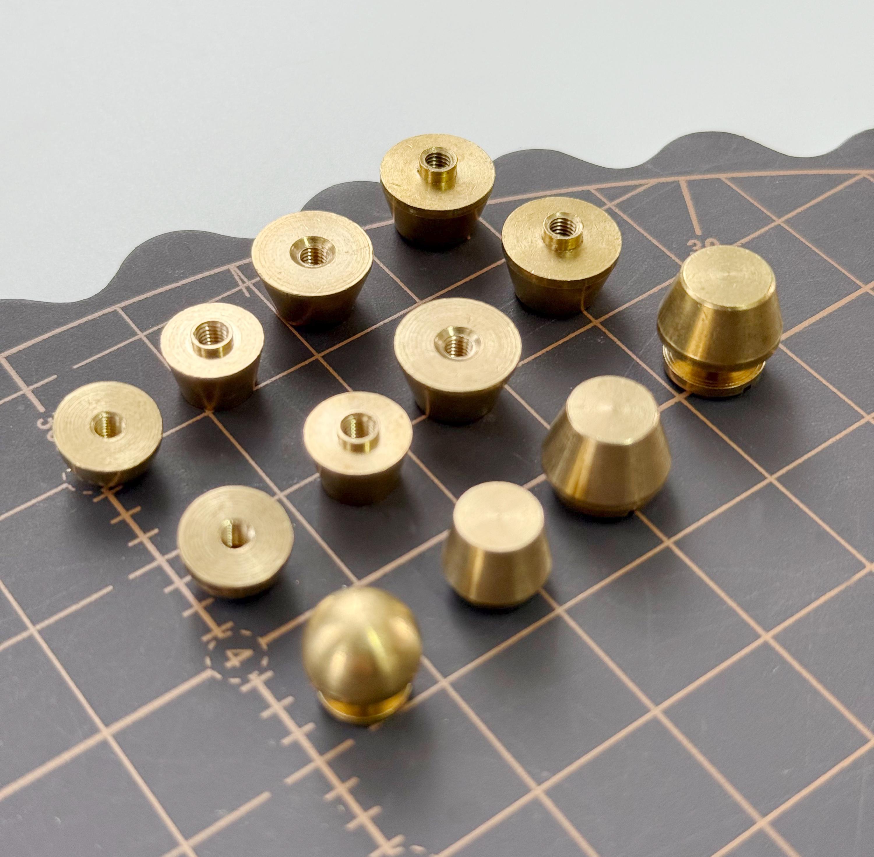 リクエスト Solid Brass Studs for Suitcase Bag Purse Feet: Handbag Rivets