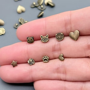 4-8mm Bronze Finish Metal Mini Doll Buttons: Antique Bronze, Miniature (10 pcs)