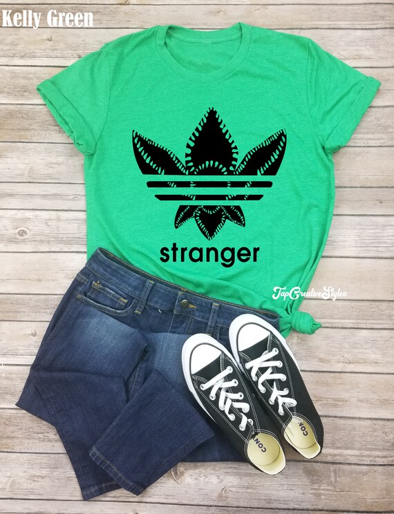 camiseta adidas stranger things