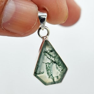 13X18 mm Natural Moss Agate Pendant, Green Moss Agate Necklace, AAA Moss Agate Pendant Jewelry, Silver Pendant, Moss Necklace, Gift For Her