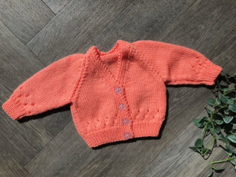 0-3 months personalised Hand knitted cardigan image 1