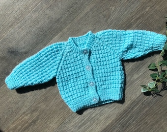 Neugeborenen personalisiert Hand gestrickte Strickjacke