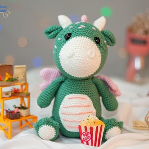 PDF crochet pattern English/Spanish/French: POPPY the DRAGOn-Crochet dragon 22cm/9 inc tall-Amigurumi tuto-Dinosaur Pattern-Amigurumi animal