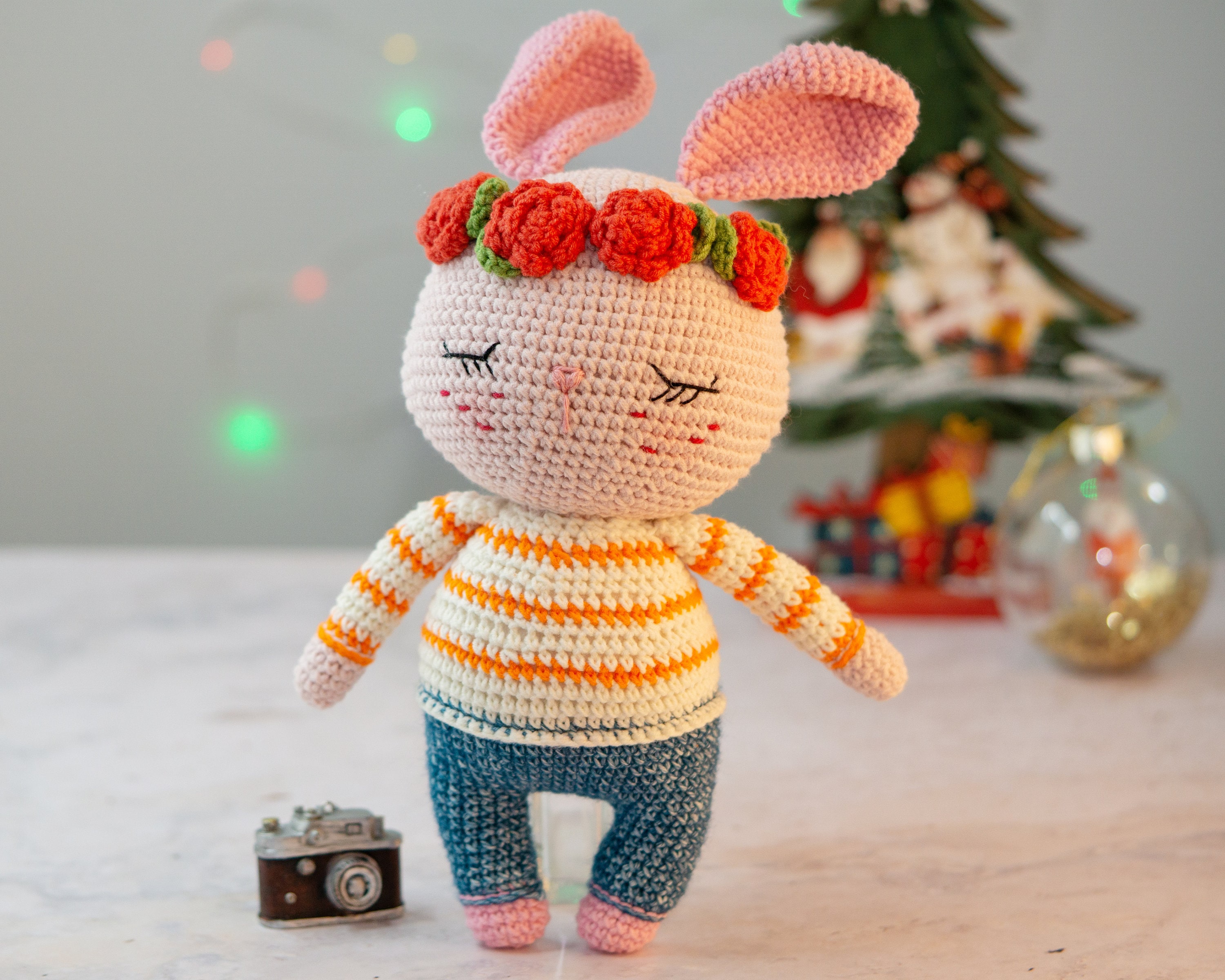 PDF crochet pattern English/French: GiGi bunny-Amigurumi doll pdf-Lapin patron-Bunny crochet Pdf-Amigurumi animal-Amigurumi tuto