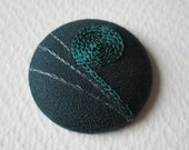 Beaded silk thread brooch on duck blue green fabric, oil wire. Hand embroidered brooch. Breton embroidery. Art Deco style 1930.