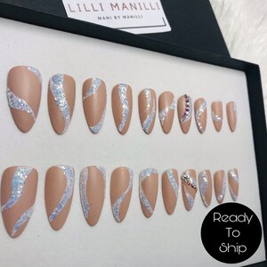 Shiny swirly Press on Nails | Acrylic Nails | Fake Nails | False Nails | Stick on Nails | Glue on Nails | Short Nails | Glitter Nails