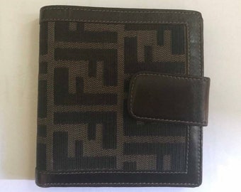 used fendi wallet