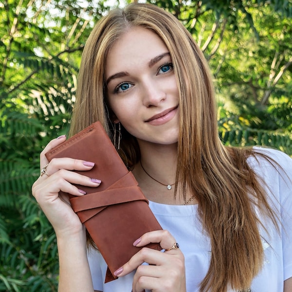 Leder Wickel Clutch, Damen lange Brieftasche, Jeden Tag lange Brieftasche, personalisiertes Geschenk, Leder String Geldbörse, Kostenlose Initialen